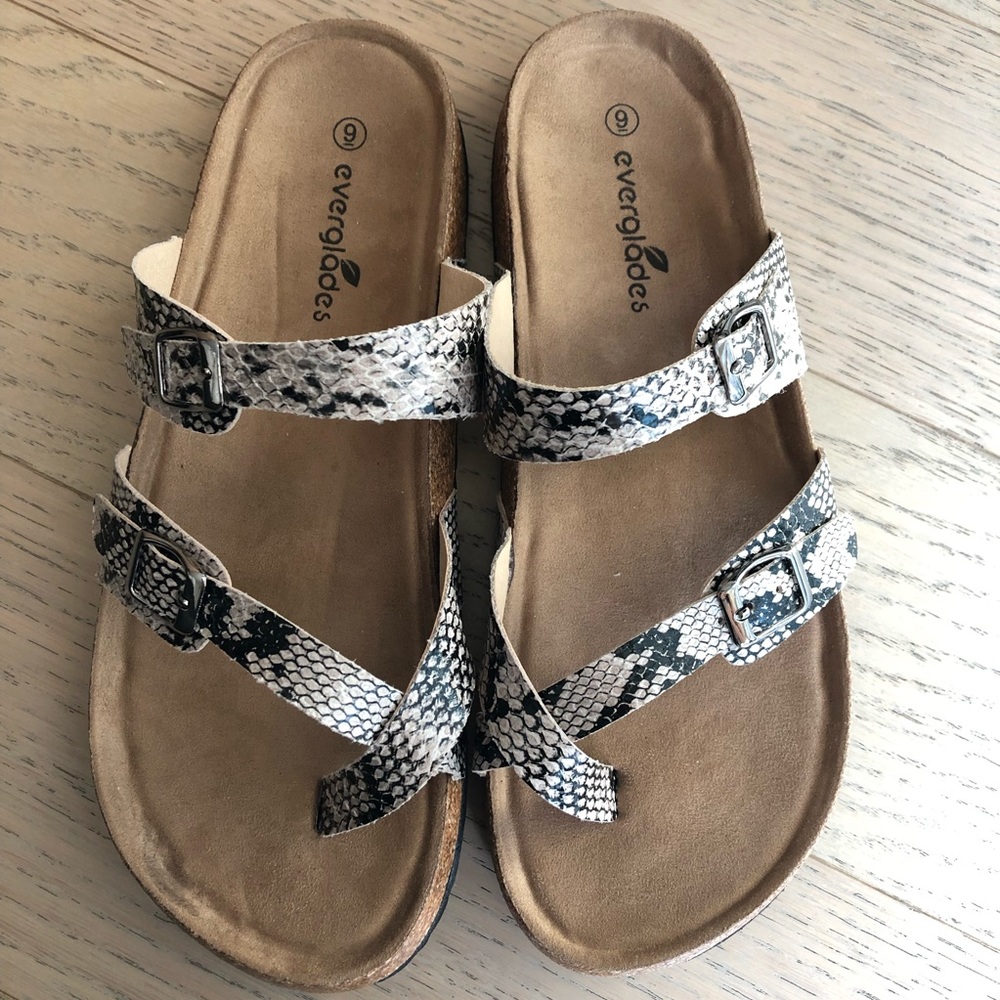 NIB Snakeskin Double Buckle Sandals - Picture 5 of 8